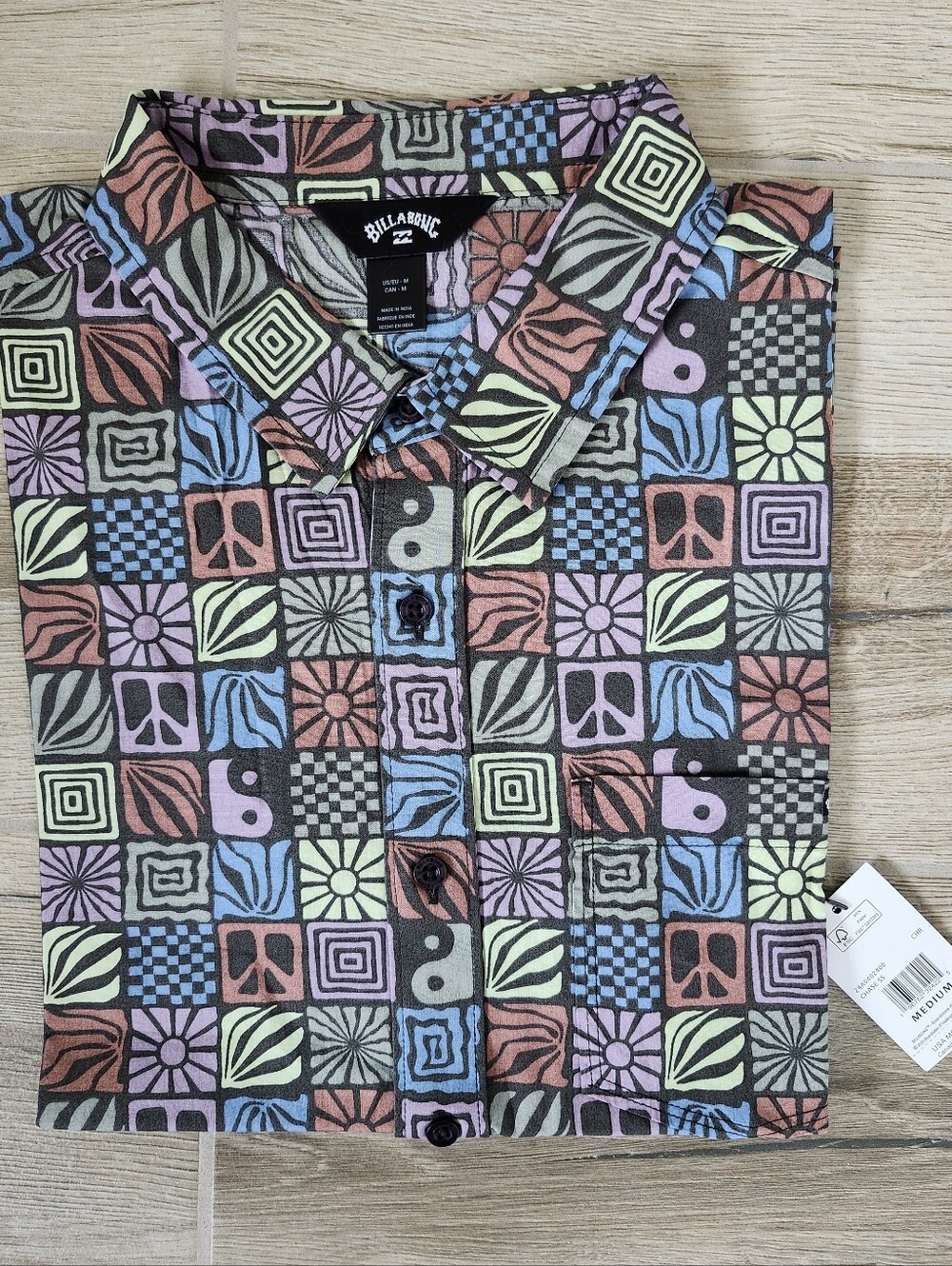 Billabong Men's Multicolor Geometric & Peace-Sign Button-Down Shirt Size M